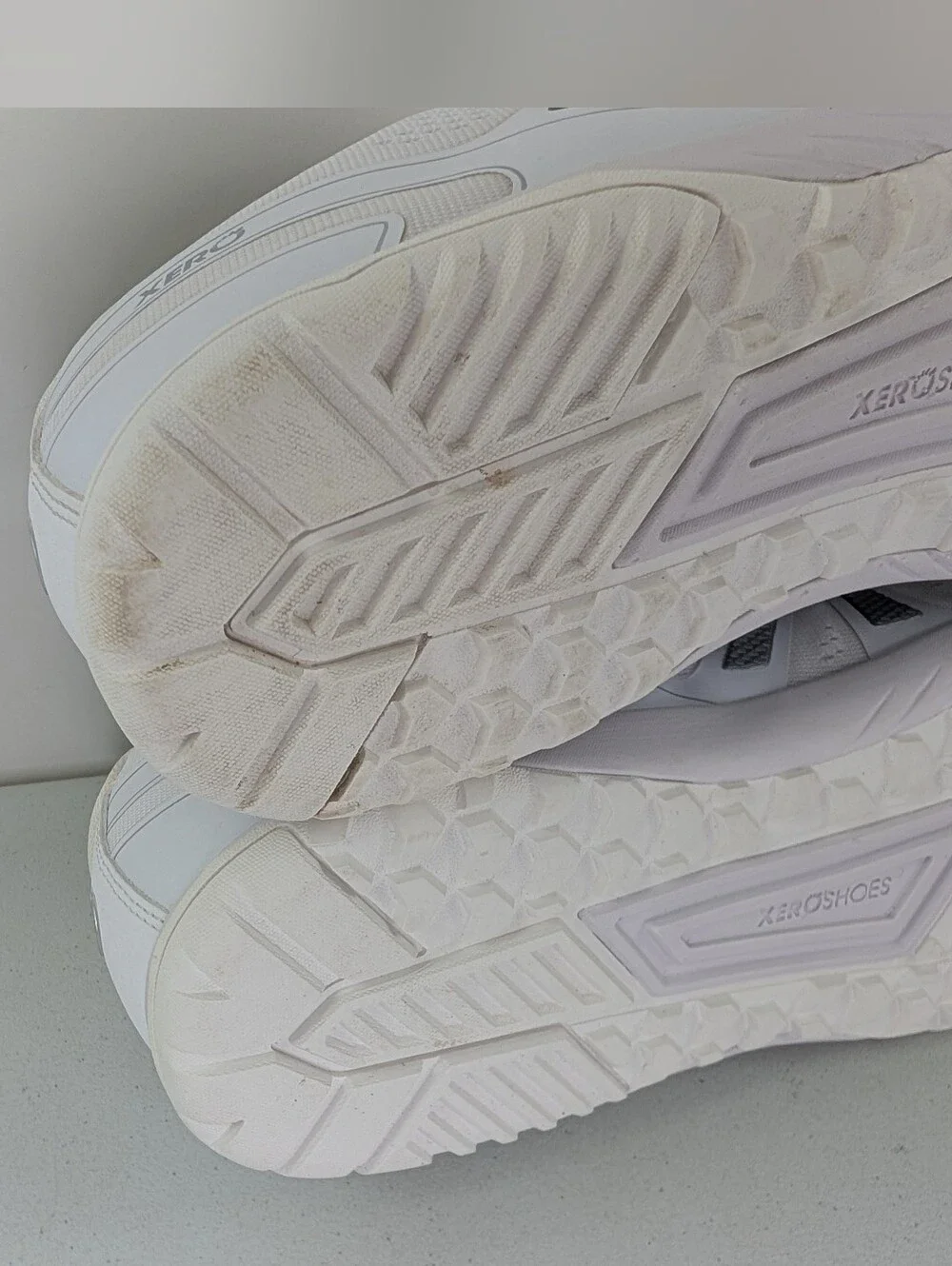 Xero Shoes HFS II Barefoot Running Sneakers Womens Size 9.5 White Low Top